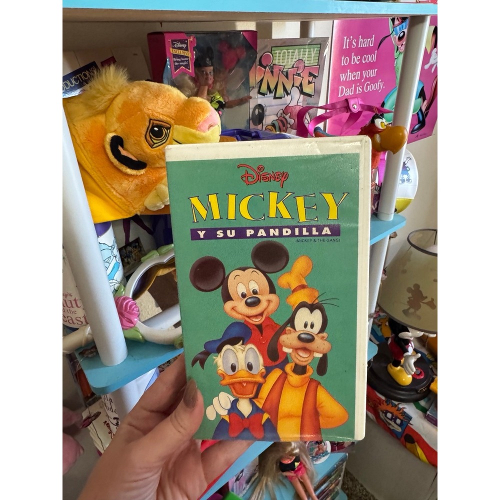 Mickey Y Su‎ Pandilla vhs